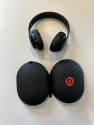 Beats by Dr. Dre Studio 2 Wireless Over the Ear Headphones matte black B0501. White outer box cover has slight tear on...