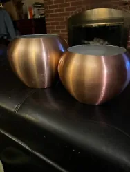 2-diff Sized Copper Covered/plated bowls/pots. These are round bowls/pots that can be used for anything, would look...