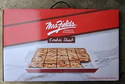 You are bidding on a brand new, never been used Mrs. Fields Premium Bakeware Cookie Sheet.  S&H is free on this auction...