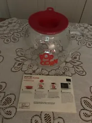 The item for sale is the Laroma Micro-Pop Microwave Popcorn Popper. It is in truly amazingly good condition and was...