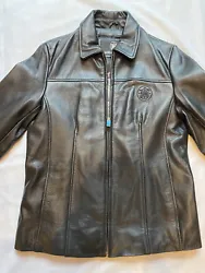 Vintage Smith & Wesson Leather Jacket - 2 Concealed Carry Pockets Women’s (SM). Great condition. See photos for...