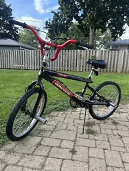 Looking for a sleek and stylish BMX bike? Ages are 5-10 this bike would be good for those kids they will not regret it...