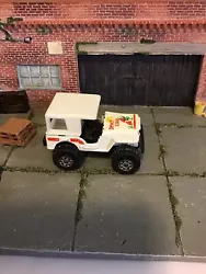 1981 Matchbox 4x4 Jeep Desert Dawg W/white Top. In played with condition. Missing windshield. Please see pictures for...