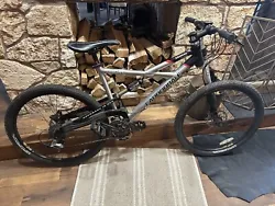 Cannondale Prophet Siemens Factory Edition- LARGE- lefty mountain bike. In excellent condition, rare made in usa bike!!