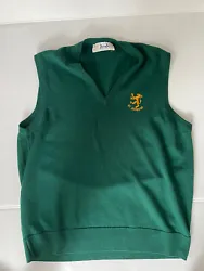 Pringle Of Scotland 100% Lambswool Green Sweater Vest Size XL St Andrew’s. Looks like there were holes on the right...