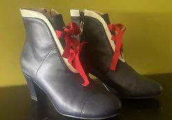 Lulu Hun Navy Blue Heel Booties Zip Closure Red Bows Women’s 8 Sailor Moon. Condition is Pre-owned. Shipped with USPS...
