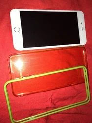 Très Bon état . avec Coque IPhone 6 Plus. Pas de compte iCloud.