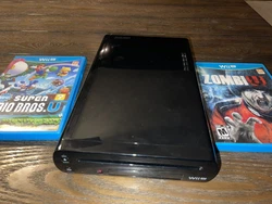 Nintendo Wii U Deluxe 32GB Handheld System - Black 2 Complete Game“PLS READ DIS”. Not sure exactly what’s wrong...