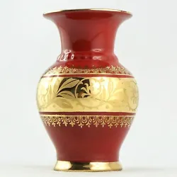 Joli petit vase ancien parRudolf Wachter, porcelaine deBavaria, Germany. Beautiful antique little vase by Rudolf...