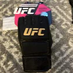UFC Women’s Open Palm Gloves M/L Gold Lettering And Stitching Training Gloves.