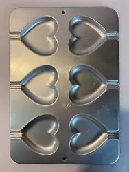 Wilton 6 Heart Shape Cookie Treat Pan - Very Good Condition.