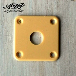 Plaque pour entrée Jack plastique CREMEpour guitares style Gibson® ou Epiphone Les Paul, LP...made in Japan, vis et...