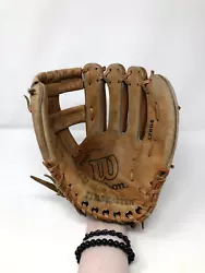 Wilson A6204 Baseball Mitt Glove Right Handed RHT