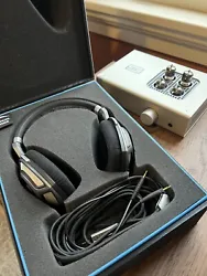 For sale is both a Schiit Valhalla Balanced Amp and pair of Sennheiser HD700! Sold together. SCHIIT VALHALLA Shows...