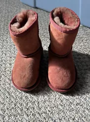 Ugg Australia Toddler Girls Magenta Purple Suede Sherpa Boots Size 8. Excellent condition, maroonish/red/pink color,...