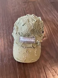 supreme green hat ripped. Never worn NWOT. Shipped with USPS Ground Advantage.