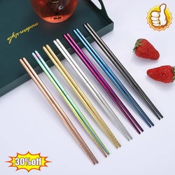 1.304 stainless steel material, durable/not easy to rust. Material: 304 stainless steel. Weight: 20g. Size: 23cm/9in....