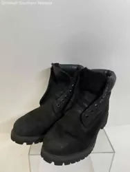 Type & Color: Boots, Black. Material: Leather and Man Made. Size: 8.5 as marked on shoe.