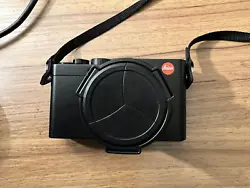 A black body Leica D Lux 7 camera in mint condition. I barely used this camera. Includes Leica battery and charger, a...