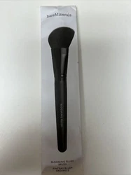 bareMinerals Blooming Blush Brush.