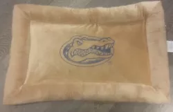 Florida Gators. Dog Bed 20x30