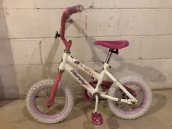 12 Inch Huffy Sea Star Kids Bike for Girls, Pink.