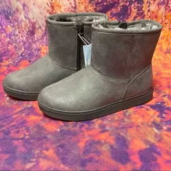 These Holland girls glitter gray ankle boots, will be a great addition to her winter boot collection. These will be her...