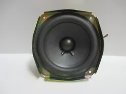 One speaker Bose 321 Subwoofer Driver 181860, 3-2-1 series II. it is working order. what you see in the picture exactly...