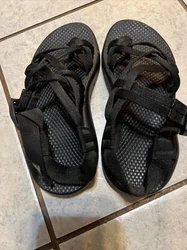 Chaco Womens ZX2 Classic Sandals Black Sizes 5. Great condition