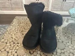 Black Ugg boots size 6. Brand new without a box…. Worn to try on ….. Shop with confidence