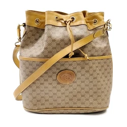Material :PVC. (Shoulder) Rubs and scratches partially. #3 If the item has both a handle and a shoulder strap, the...