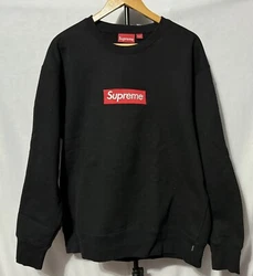 Supreme Box Logo Crewneck FW22 Size Large - Black. Worn less than 5 times.