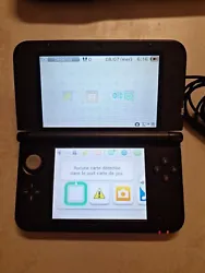 Console NINTENDO 3DS XL,   Comme NEUF   Rouge bordeau  Nombreux jeux (voir photo de la cartouche)  Sacoche De Transport...