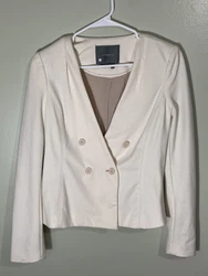 A By Anthropologie Women’s Blazer Jacket Size 2 Off- White Long Sleeve Button. Pre owned in good condition. Minor...