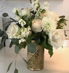 Flowers are NOT included. You will receive the vase only. Stunningly Beautiful vase! Pics with flowers are actual pics...