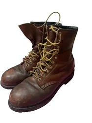 Vintage Red wing bootsSize 9 DPre owned condition with signs of wear. See pictures for details Thank you for viewing...