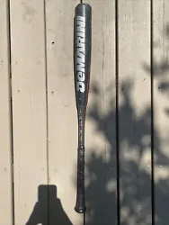 Demarini Voodoo VDC14 Baseball Bat 32/29oz 2 5/8 Dia X10 Alloy Good condition. Typical signs of use. Could use new...