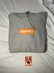 FW17 Supreme Box Logo Hoodie Gray / Orange Size XL Extra Large 100% AuthenticWorn maybe one time. Check photos for...