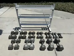 weight set dumbells used. Condition is Used. Shipped with USPS Ground Advantage.