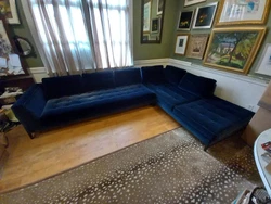 .a Beautiful set of Maxalto LUCREZIA Blue Velvet SOFAs. Navy blue velvet. These went into storage in 2020 directly from...