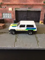 Vintage 1986 MATCHBOX SUPERFAST JEEP CHEROKEE CHIEF QUADTRAK No.27 White 1:64. Loose near mint. Please see pictures for...