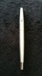 Ancien Stylo Plume Parker 45 Flighter Années 60/70 Corps en Acier avec Attributs en Plaqué Or Fountain Pen Stainless...