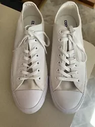 THESE ARE A NICE PAIR OF CONVERSE ALL STAR SNEAKERS. THERE ARE A FEW LIGHT STAINS ON THE SNEAKERS THAT I TOOK PICTURES...