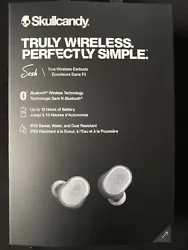 Skullcandy S2TDW-M003 Sesh True Wireless In-Ear Headphones - Black. Condition is 