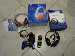 AVEC DEFAUT . POUR CONSOLE PLAYSTATION 4. LOT ACCESSOIRES.
