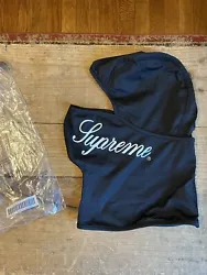 Introducing the Supreme Script Balaclava in Black, brand new and in hand! This stylish accessory features a solid...