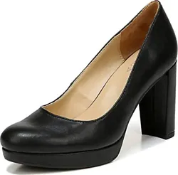 A platform pump with a slip-on fit, U-shaped vamp and pretty silhouette accentuates every look. Get there beautifully....