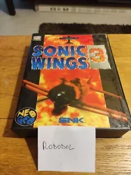 Sonic Wings 3 Aes. Version jap ( convert) Boite molle bon état ,jeu  et livret également. Fonctionne parfaitement....