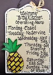 The adorable PINEAPPLE OVERLAY APPLIQUE was designed and made by us and gives an attractive 