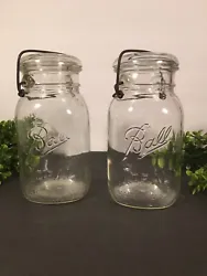 vintage mason jar ball ideal made in the USA. Set of 2 Condition is 